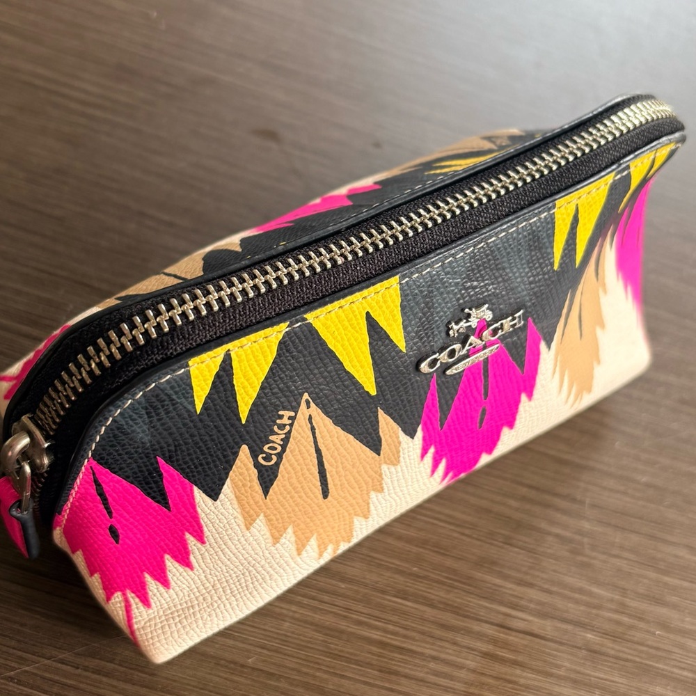 Coach Coachella Hawk Feather Cosmetic Case 2015 - Picture 5 of 13
